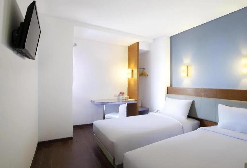 Amaris Hotel Pasar Baru-1